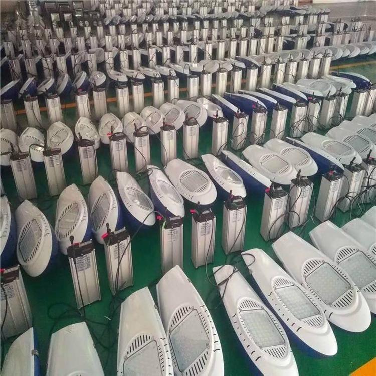 3米景觀燈 太陽能LED燈 景觀燈 高桿燈 廠家直銷 歡迎咨詢