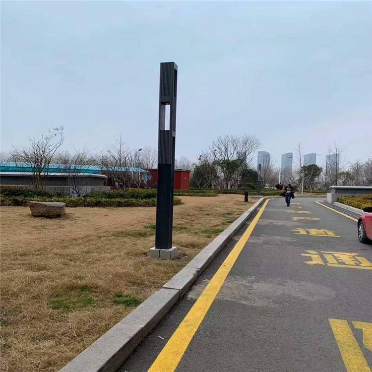 現(xiàn)貨4-8米太陽能路燈促銷 太陽能LED燈 景觀燈 高桿燈 廠家直銷 支持來圖定制