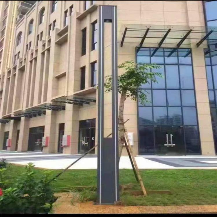 河北邯鄲 新款太陽(yáng)能路燈 價(jià)格實(shí)惠 支持來(lái)圖定制