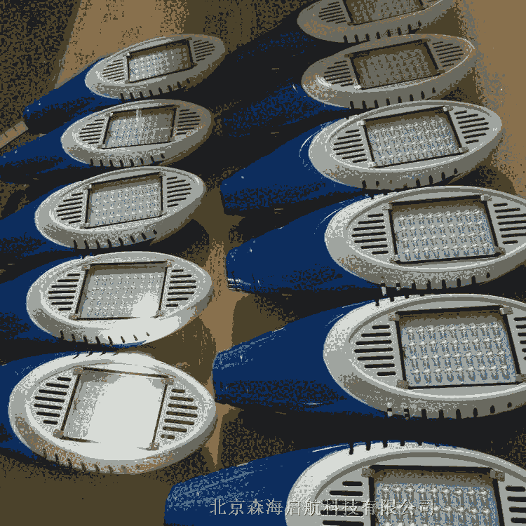 少數(shù)民族特色太陽(yáng)能路燈款式新穎廠家直銷